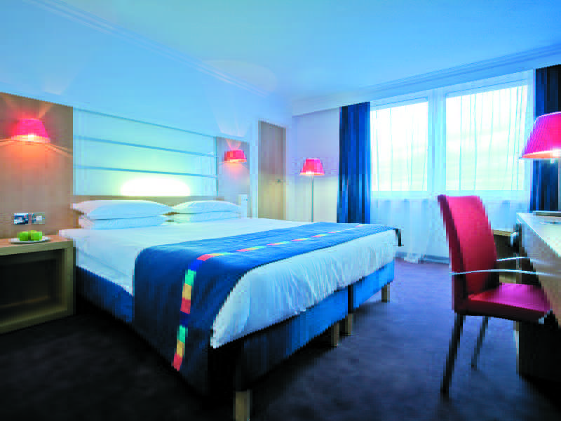 Park Inn By Radisson Peterborough Exterior foto
